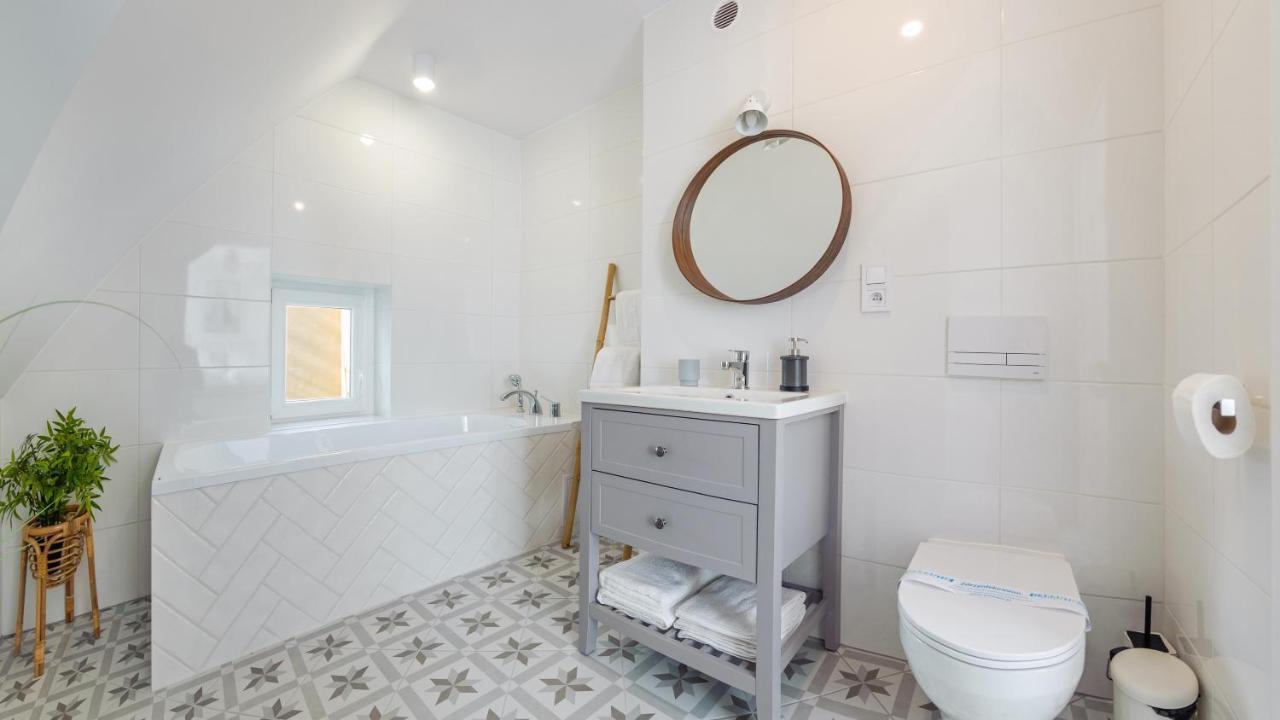 Apartamenty Sun & Snow Ustka Centrum - Centrum, Blisko Plazy Kültér fotó