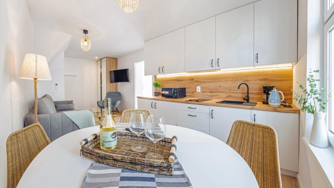 Apartamenty Sun & Snow Ustka Centrum - Centrum, Blisko Plazy Kültér fotó